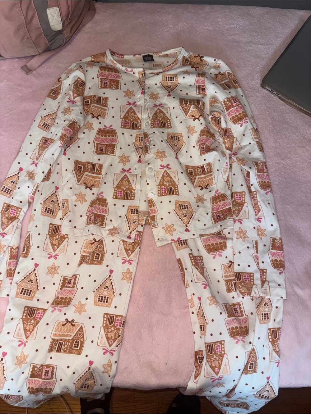 White Gingerbread House Print Pajama Set